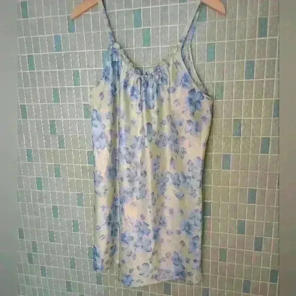 Vintage Oscar Dela Renta Lingerie Strap Slip Dress with beaded detail - Picture 7 of 14